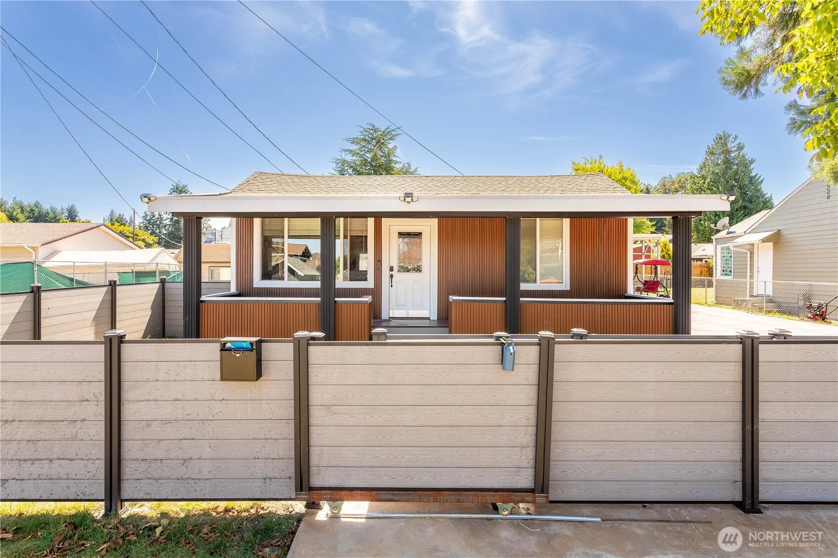 8543 S 118th Street , Seattle, WA 98178