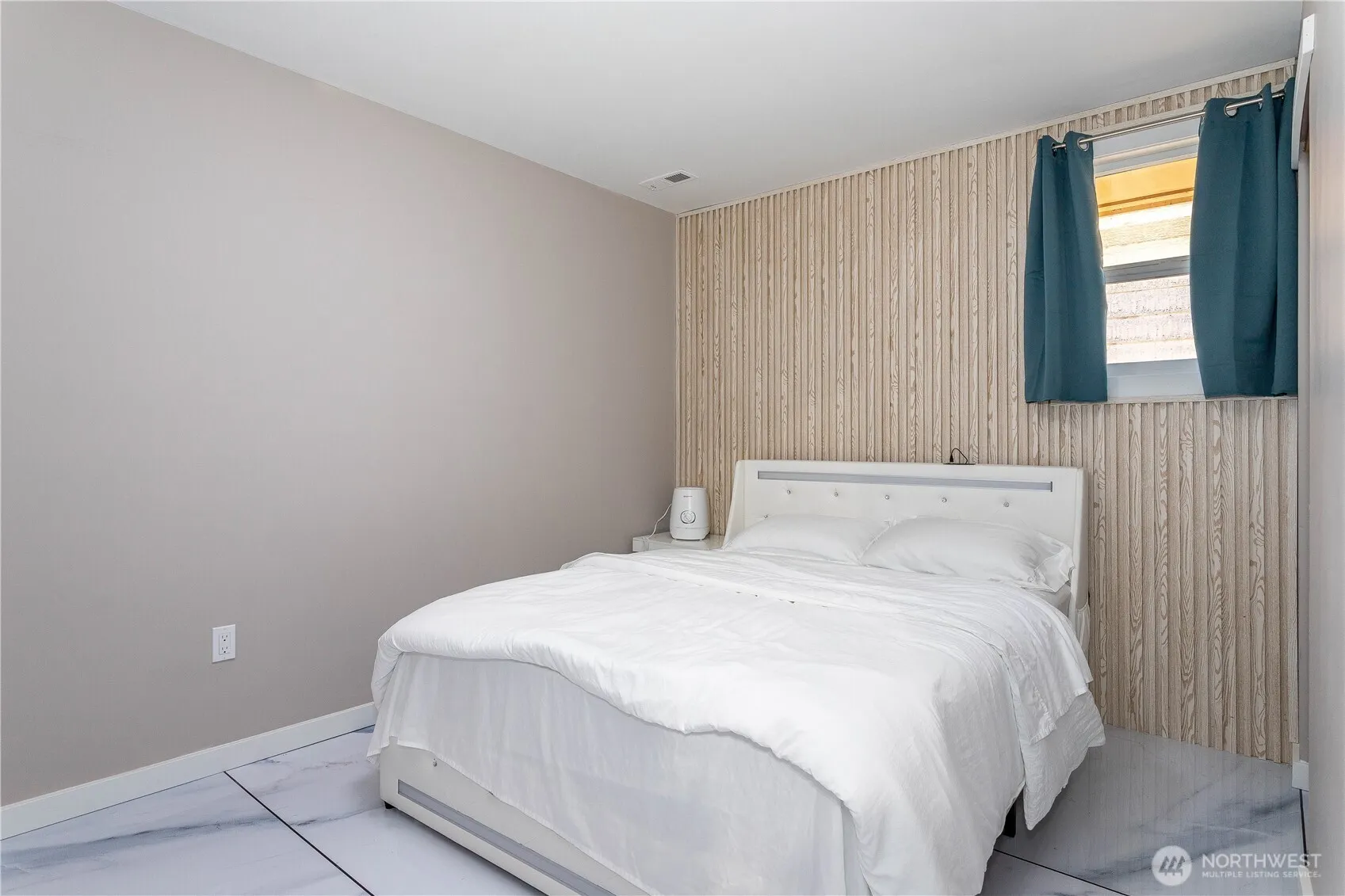 8543 S 118th Street , Seattle, WA 98178
