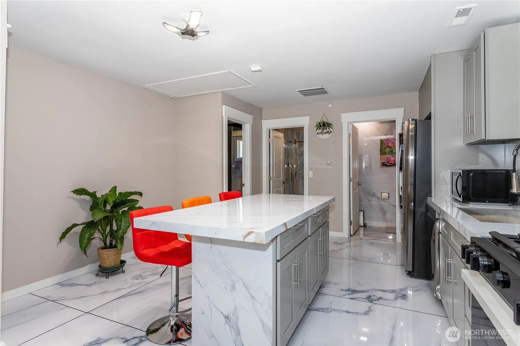 8543 S 118th Street , Seattle, WA 98178