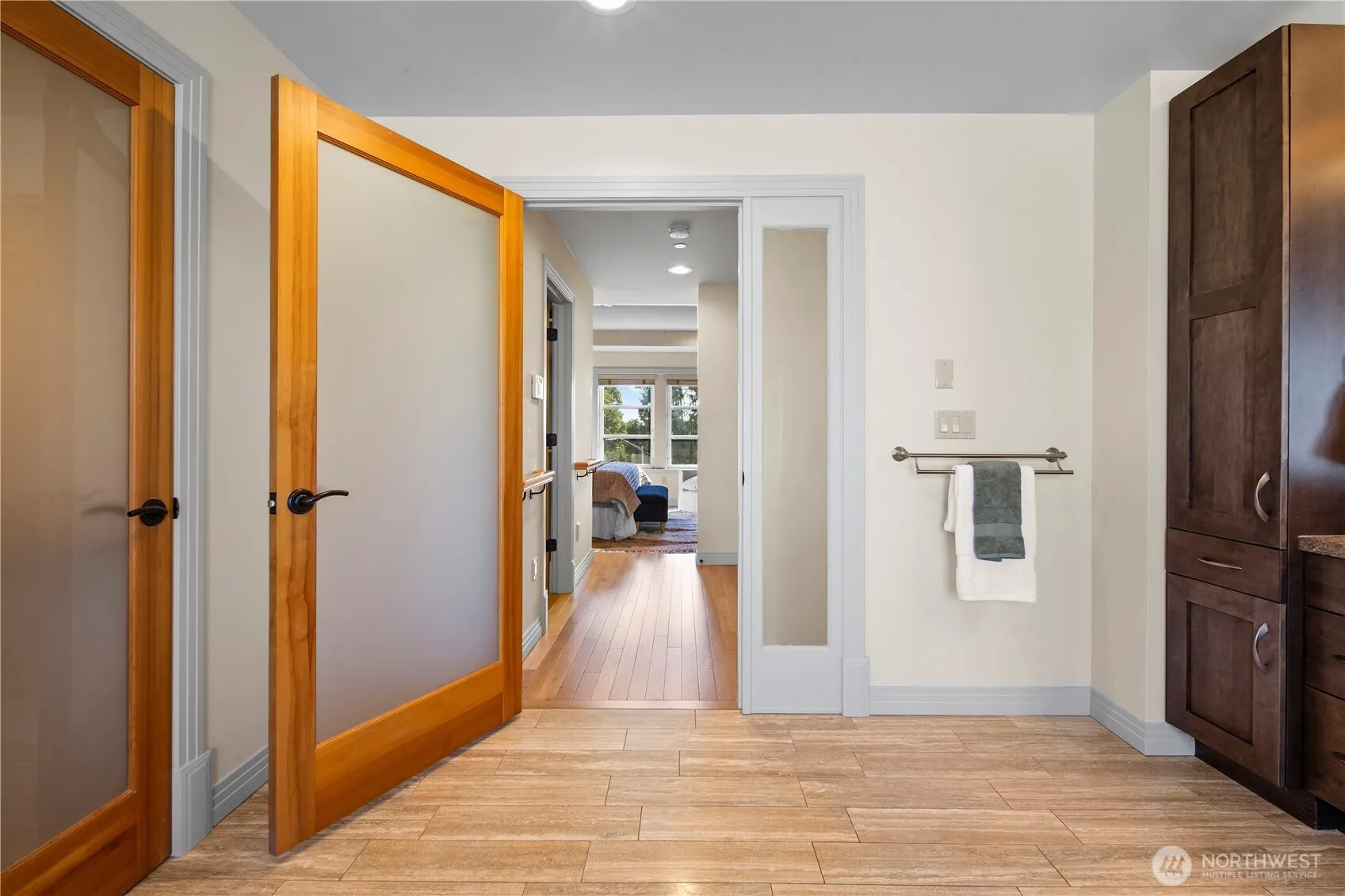 2246 Clise Place W, Seattle, WA 98199