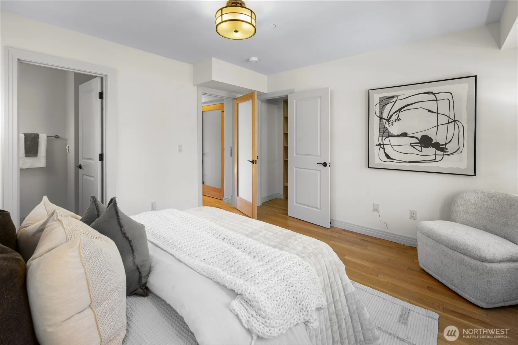 2246 Clise Place W, Seattle, WA 98199