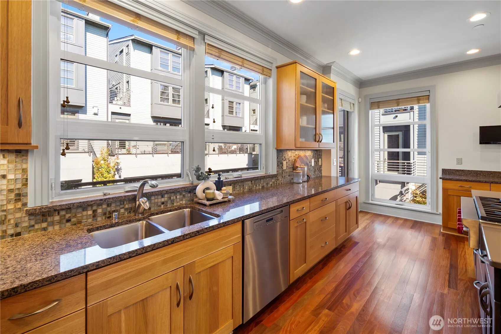 2246 Clise Place W, Seattle, WA 98199