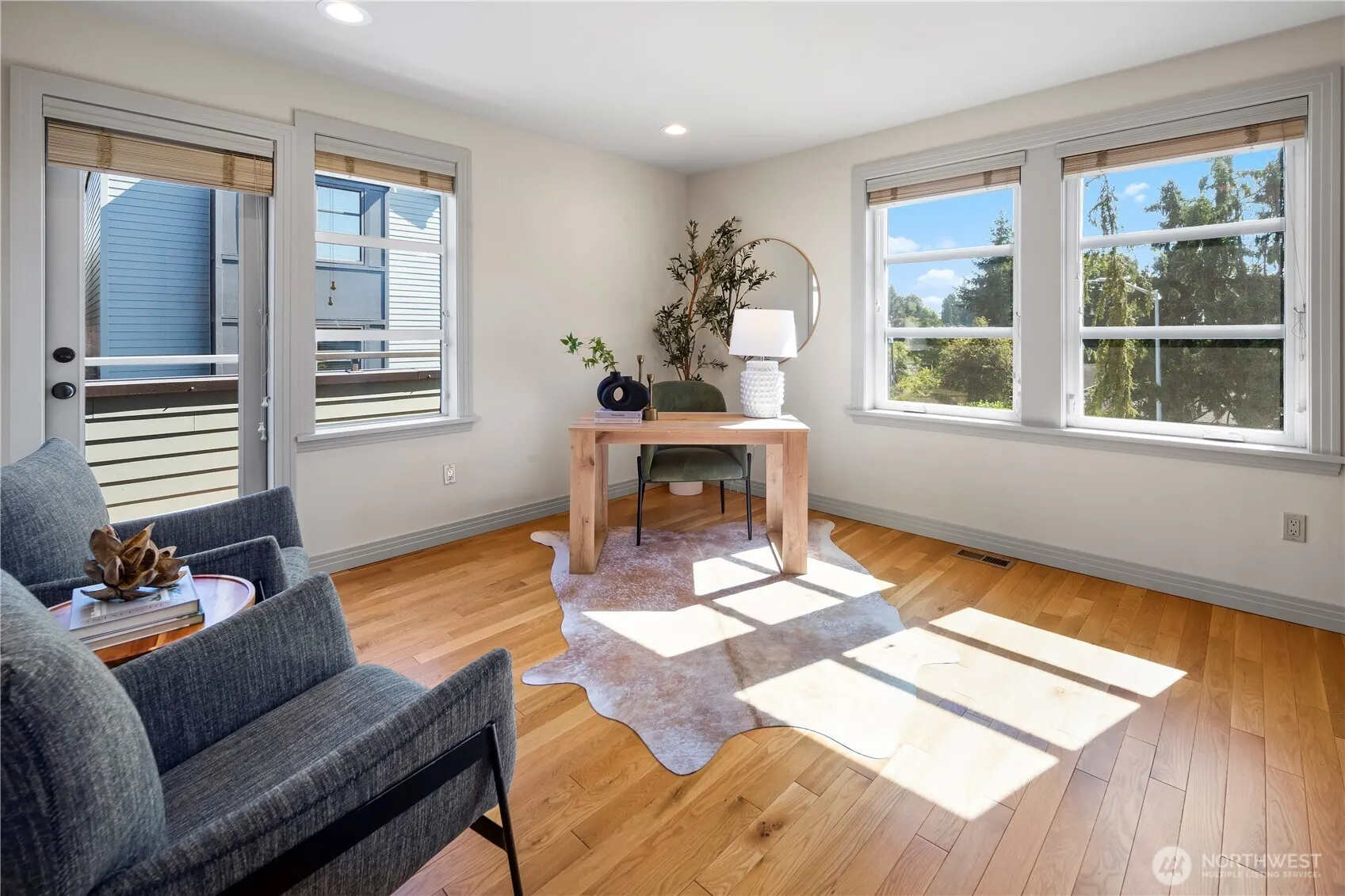 2246 Clise Place W, Seattle, WA 98199