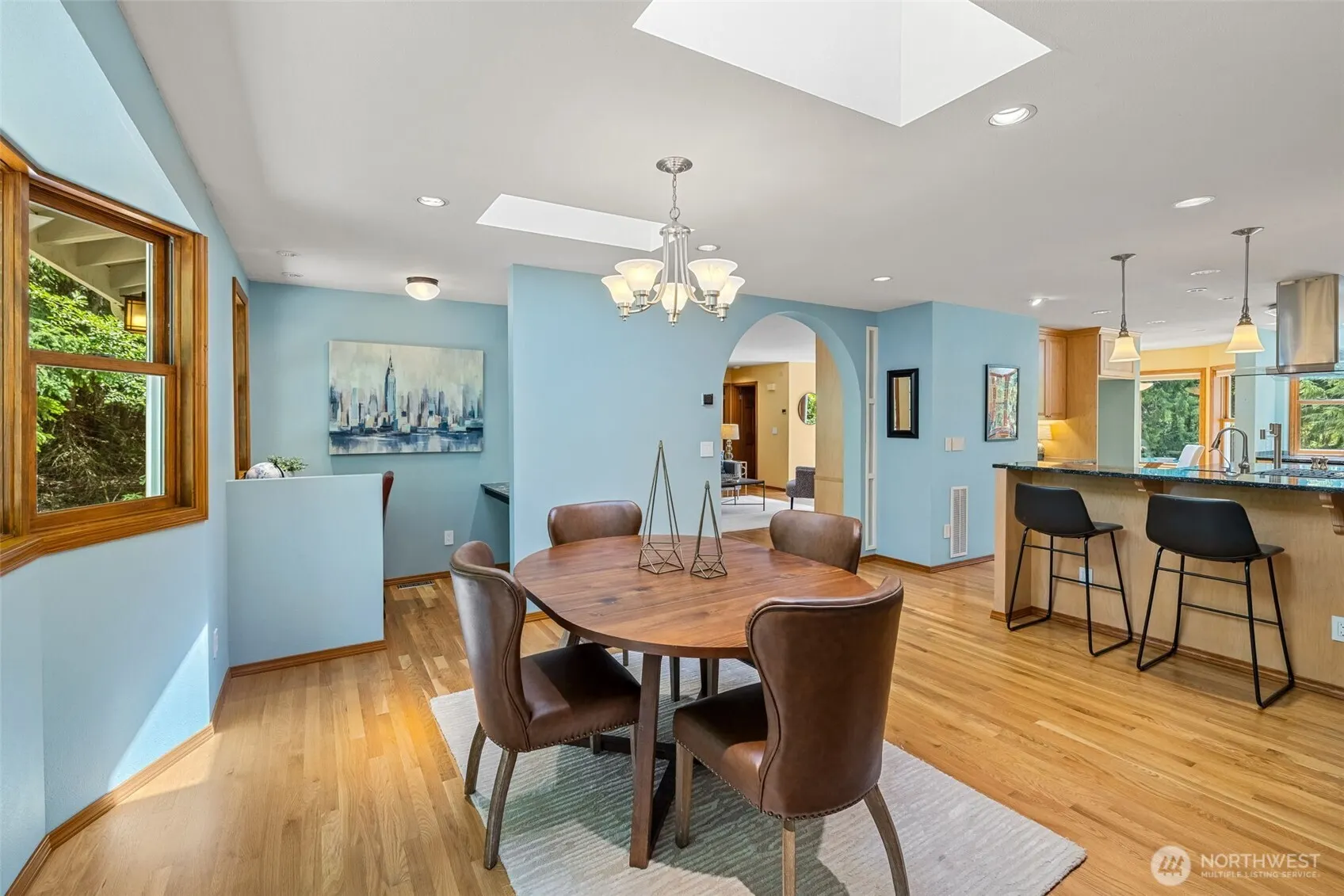 6604 282nd Avenue SE, Issaquah, WA 98027
