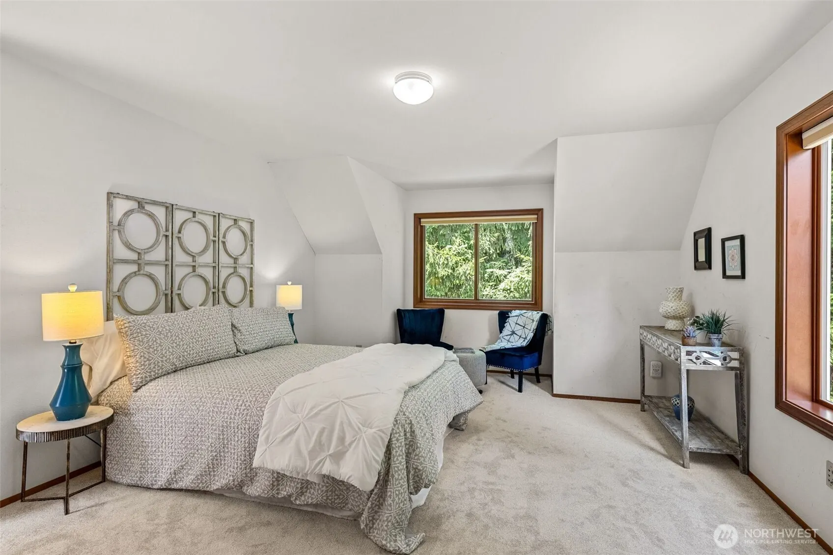 6604 282nd Avenue SE, Issaquah, WA 98027