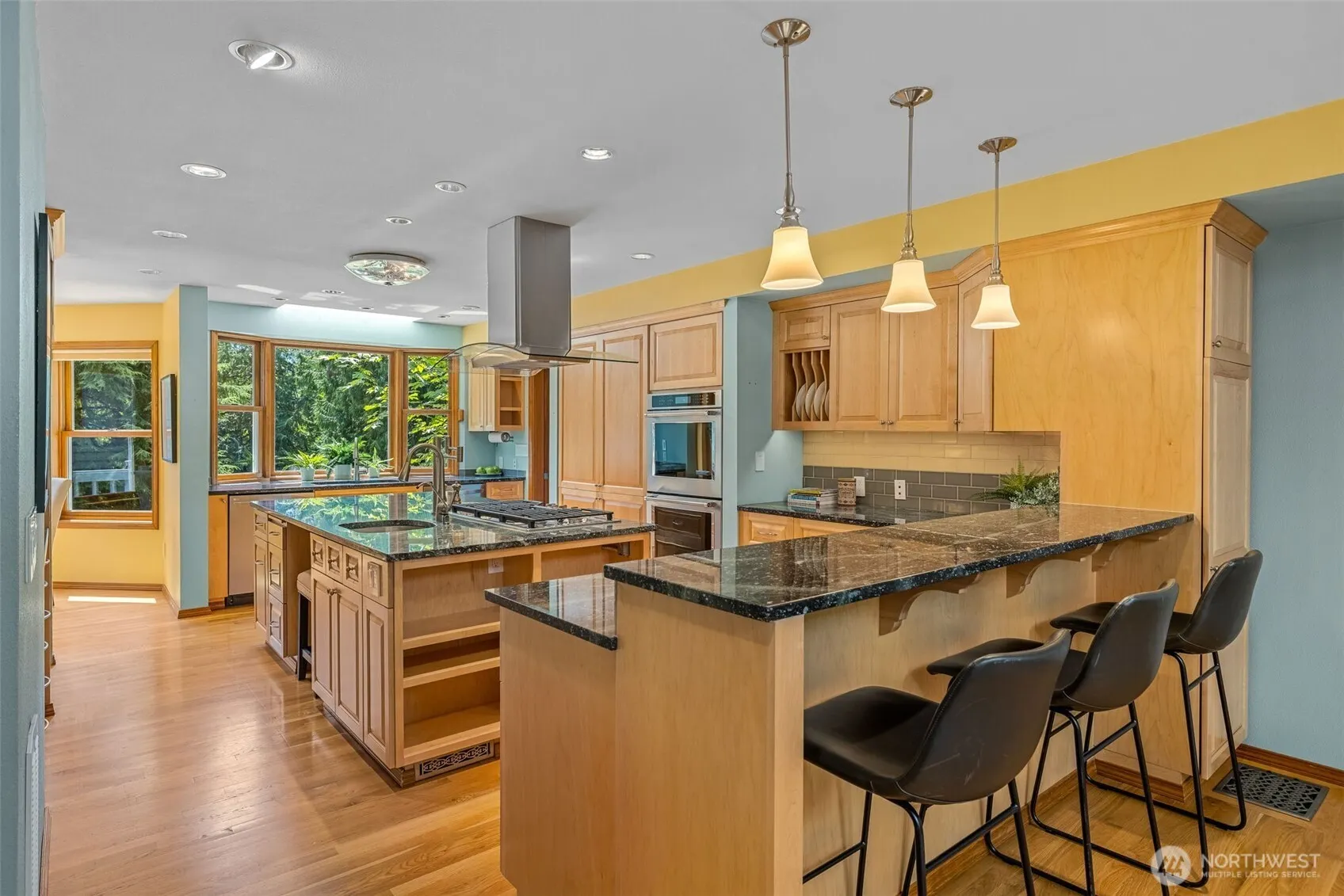 6604 282nd Avenue SE, Issaquah, WA 98027