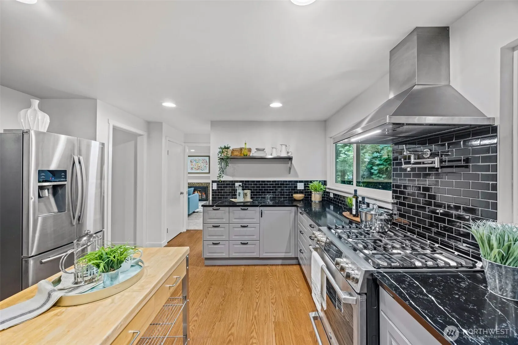 18112 NE 191st Street , Woodinville, WA 98077