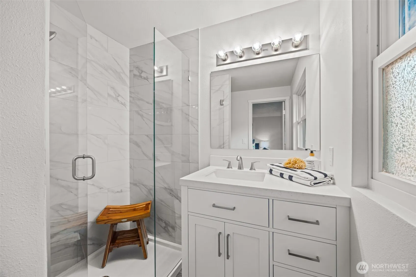 18112 NE 191st Street , Woodinville, WA 98077
