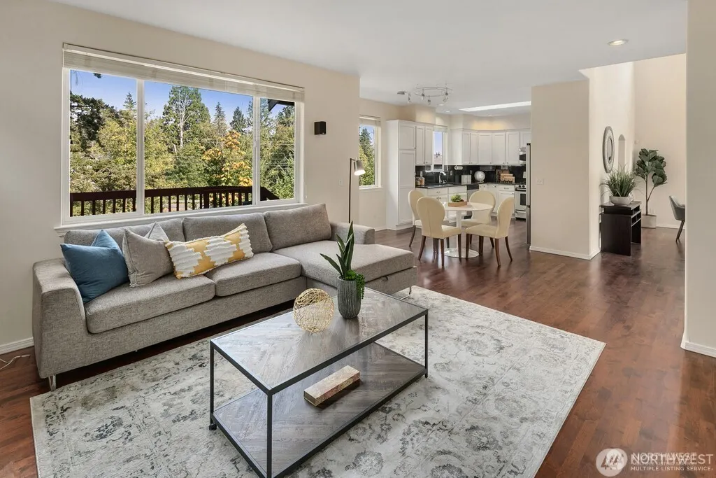 123 203rd Street SE, Bothell, WA 98012-9698