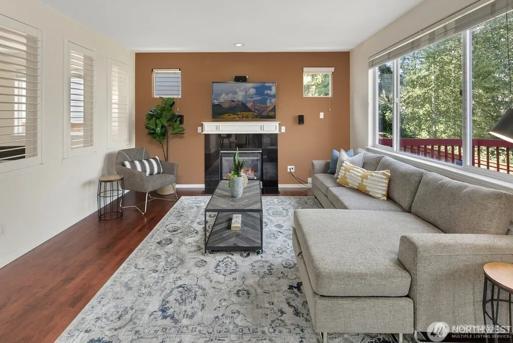 123 203rd Street SE, Bothell, WA 98012-9698