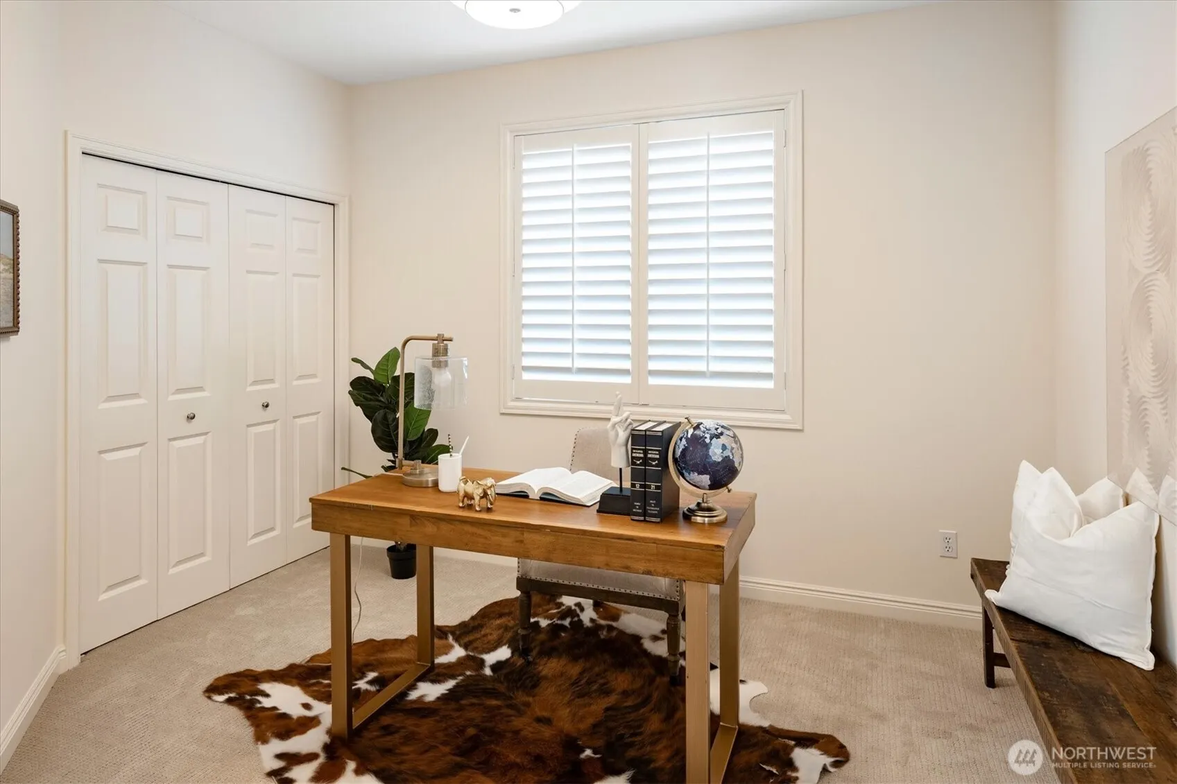 1206 S 36th Place , Renton, WA 98055-5586