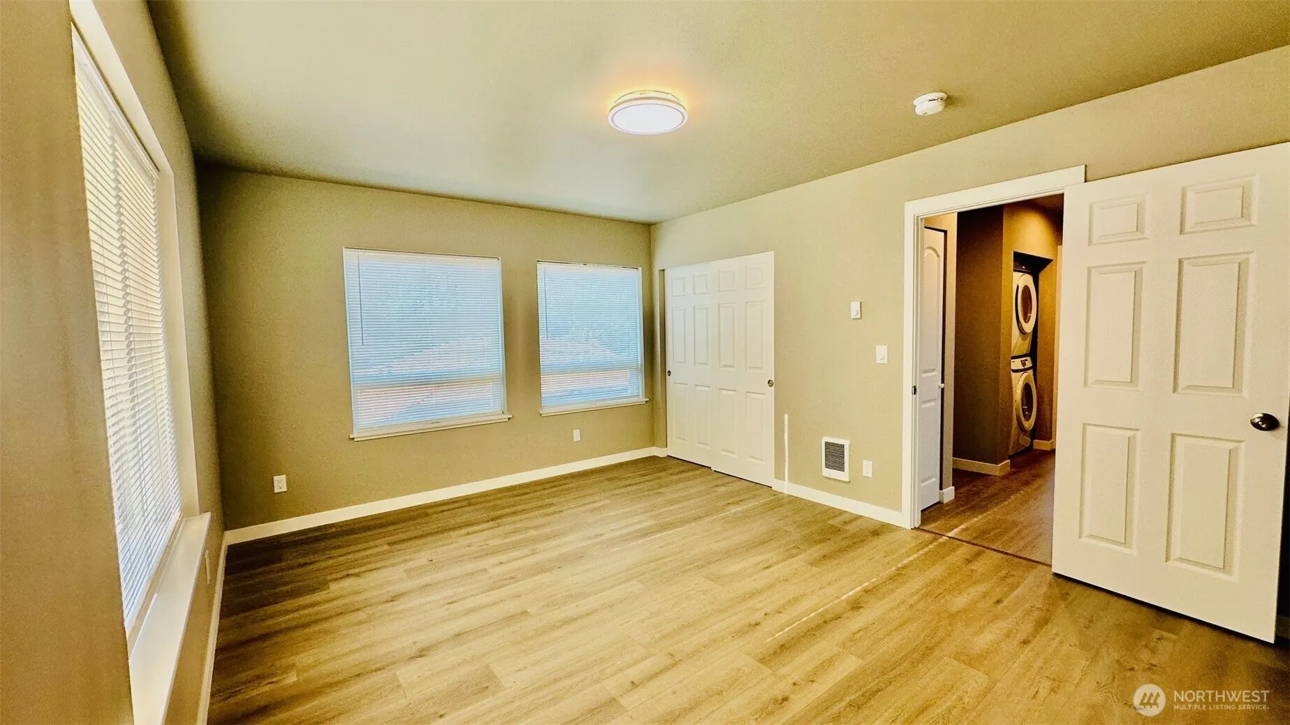 9513 Fremont Avenue N, Seattle, WA 98103