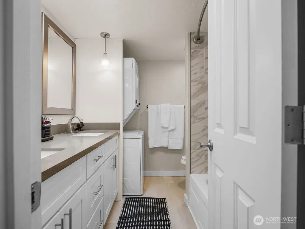 6525 139th Place NE #39, Redmond, WA 98052