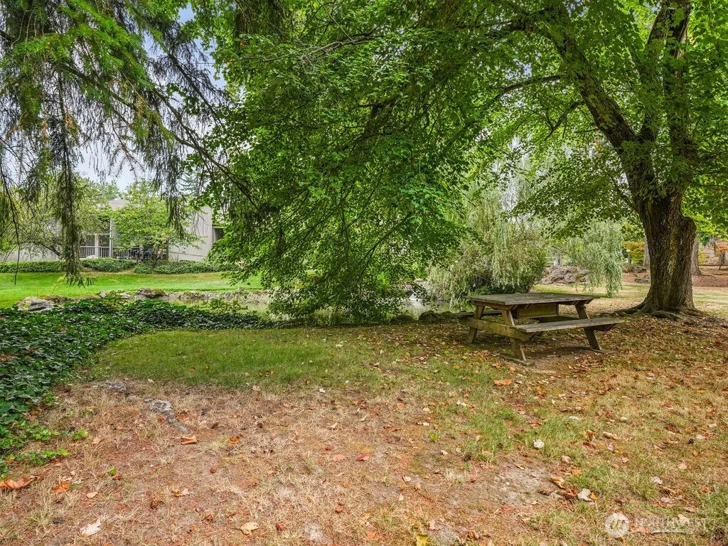6525 139th Place NE #39, Redmond, WA 98052