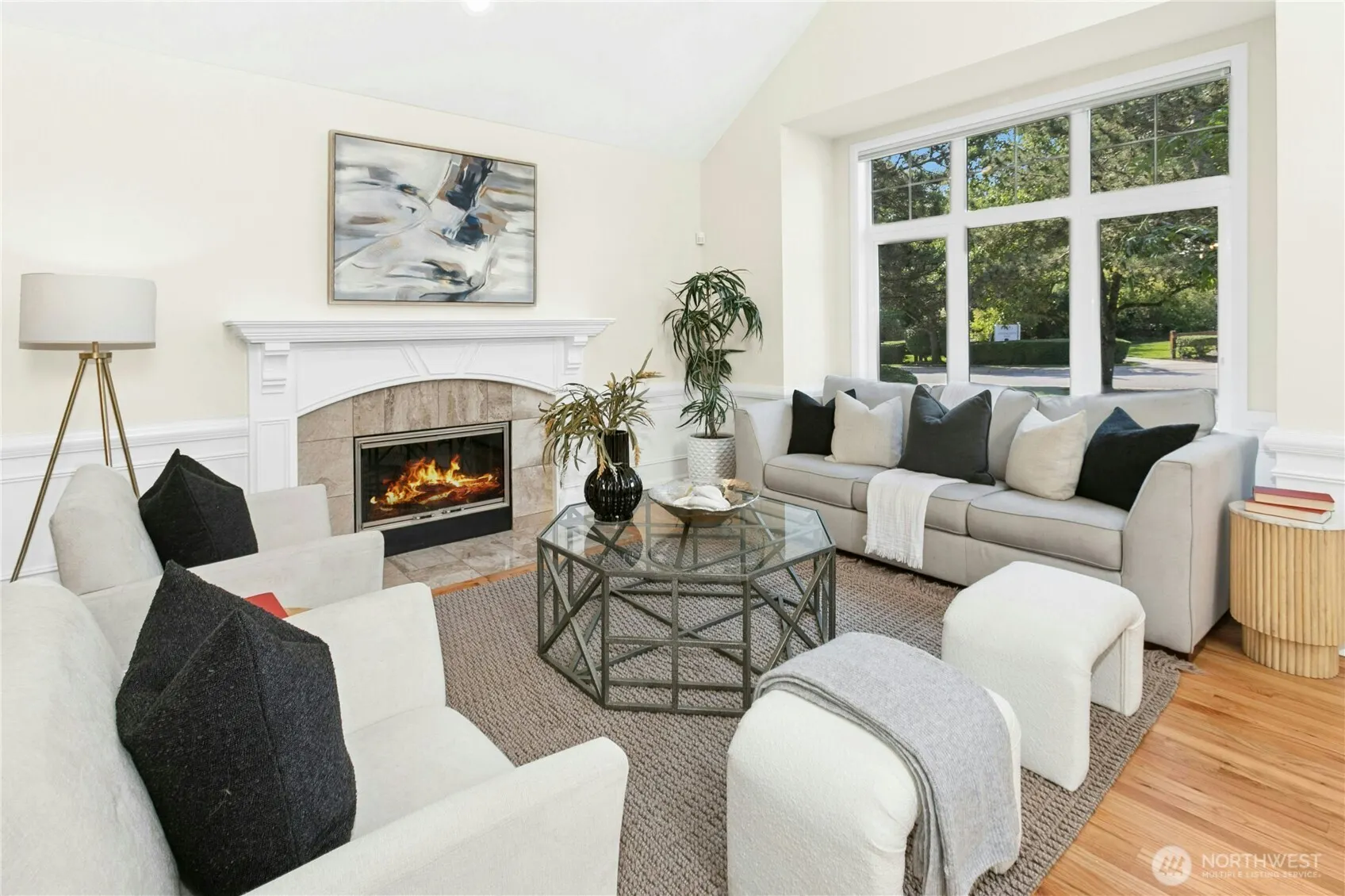 2070 277th Avenue SE, Sammamish, WA 98075