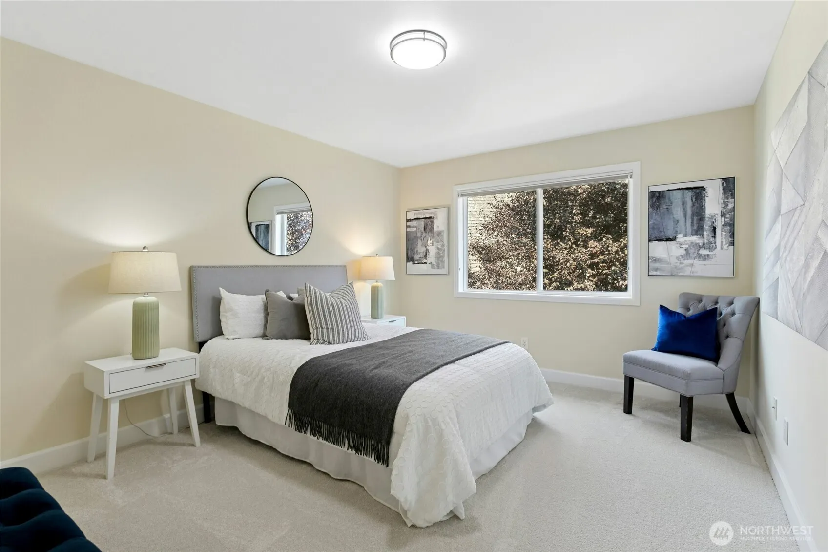 2070 277th Avenue SE, Sammamish, WA 98075
