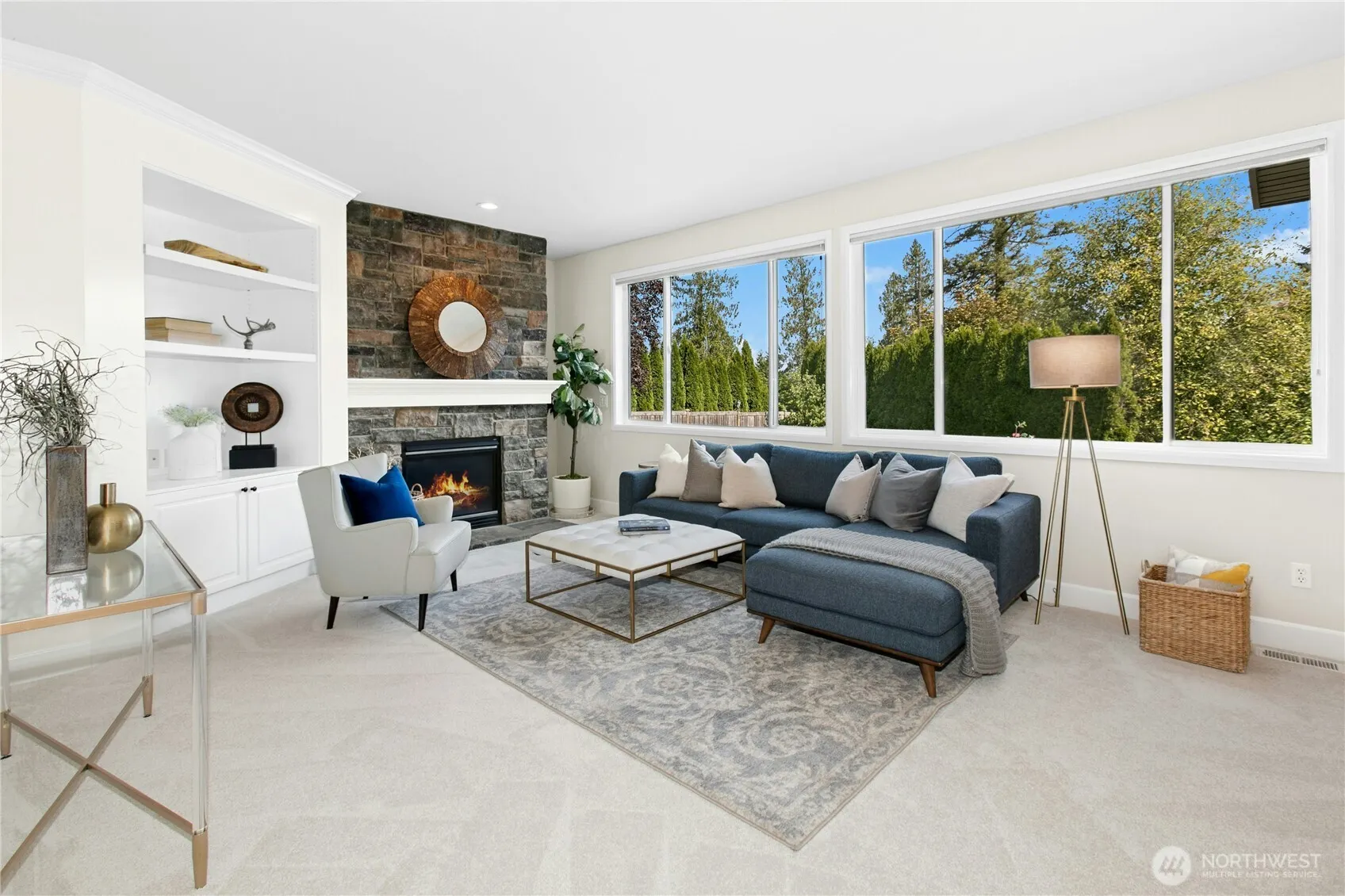 2070 277th Avenue SE, Sammamish, WA 98075