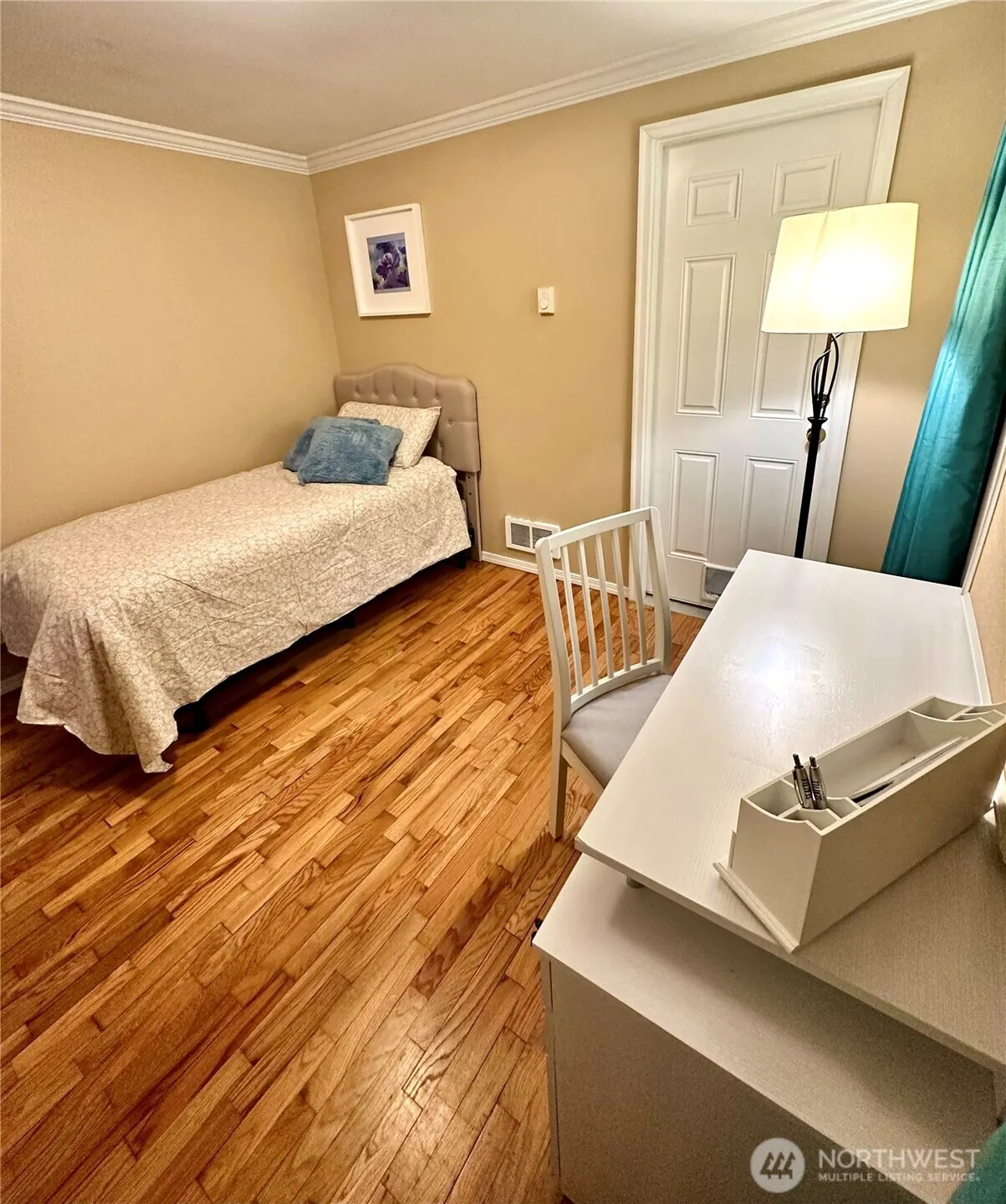 14019 Wayne Place N, Seattle, WA 98133