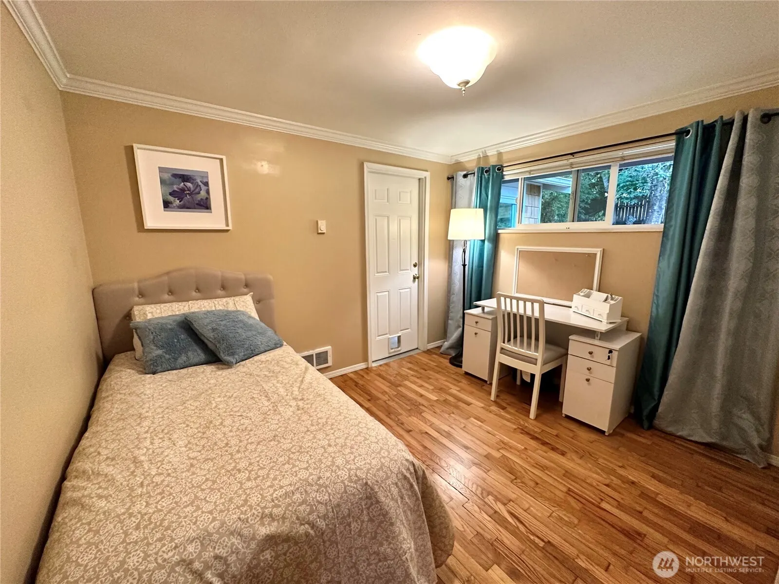 14019 Wayne Place N, Seattle, WA 98133