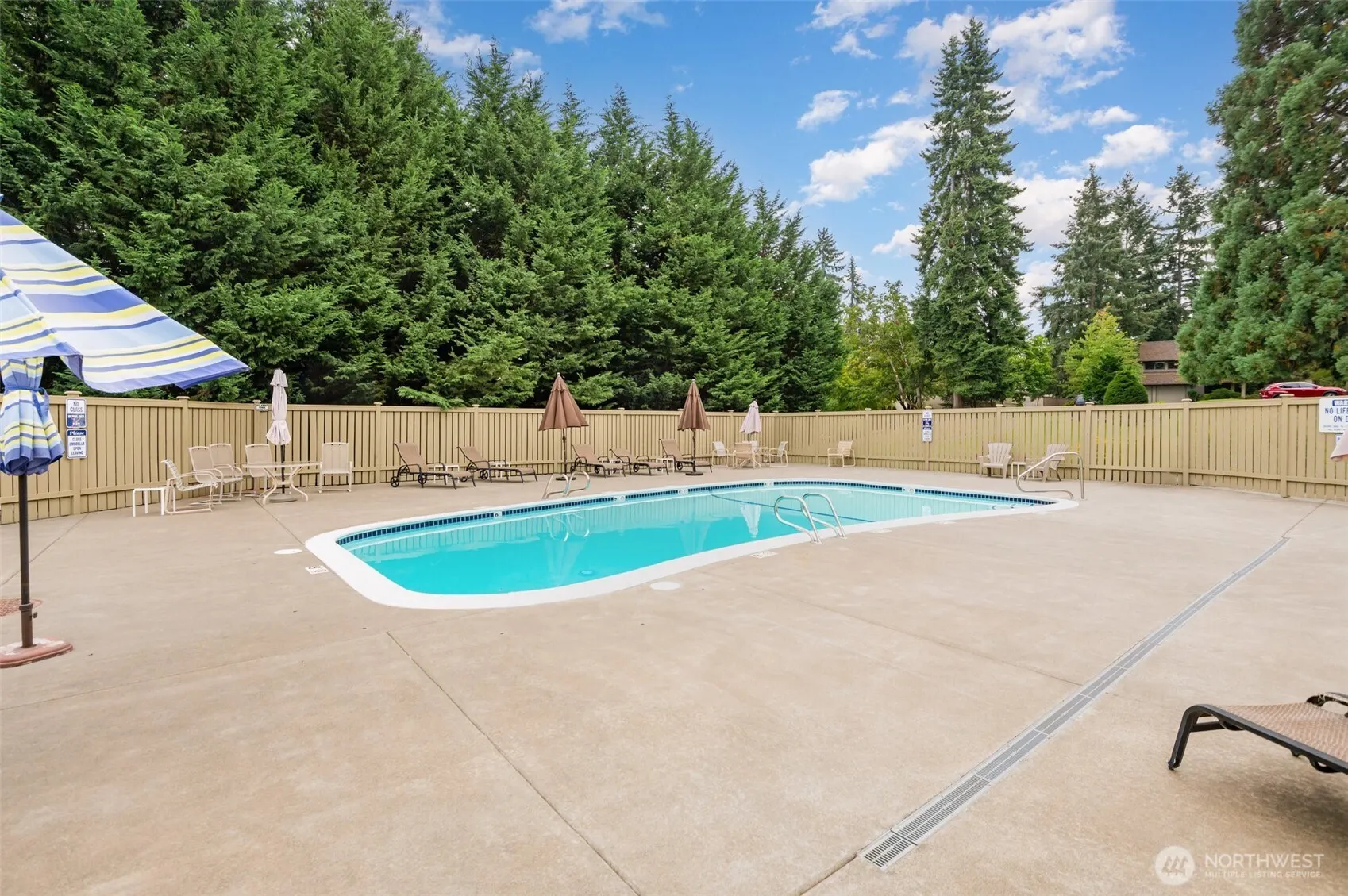 6555 159th Avenue NE, Redmond, WA 98052