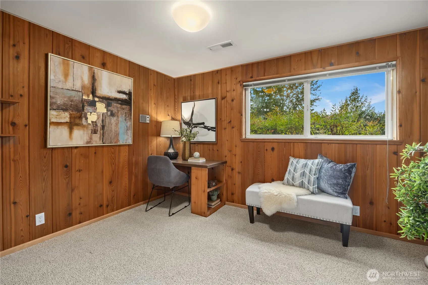 1627 121st Avenue SE, Bellevue, WA 98005