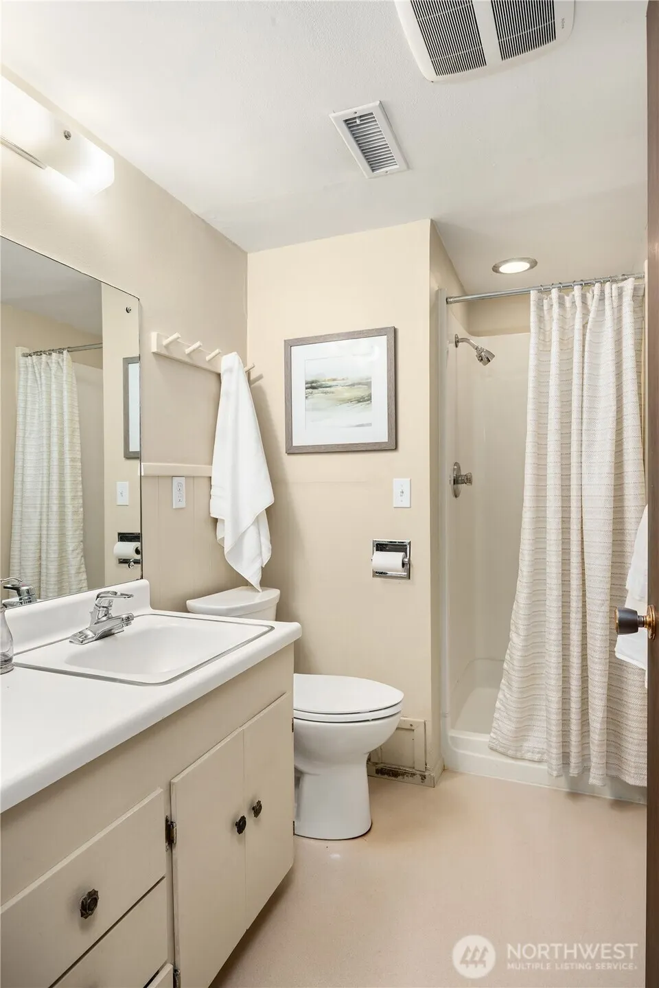 1627 121st Avenue SE, Bellevue, WA 98005
