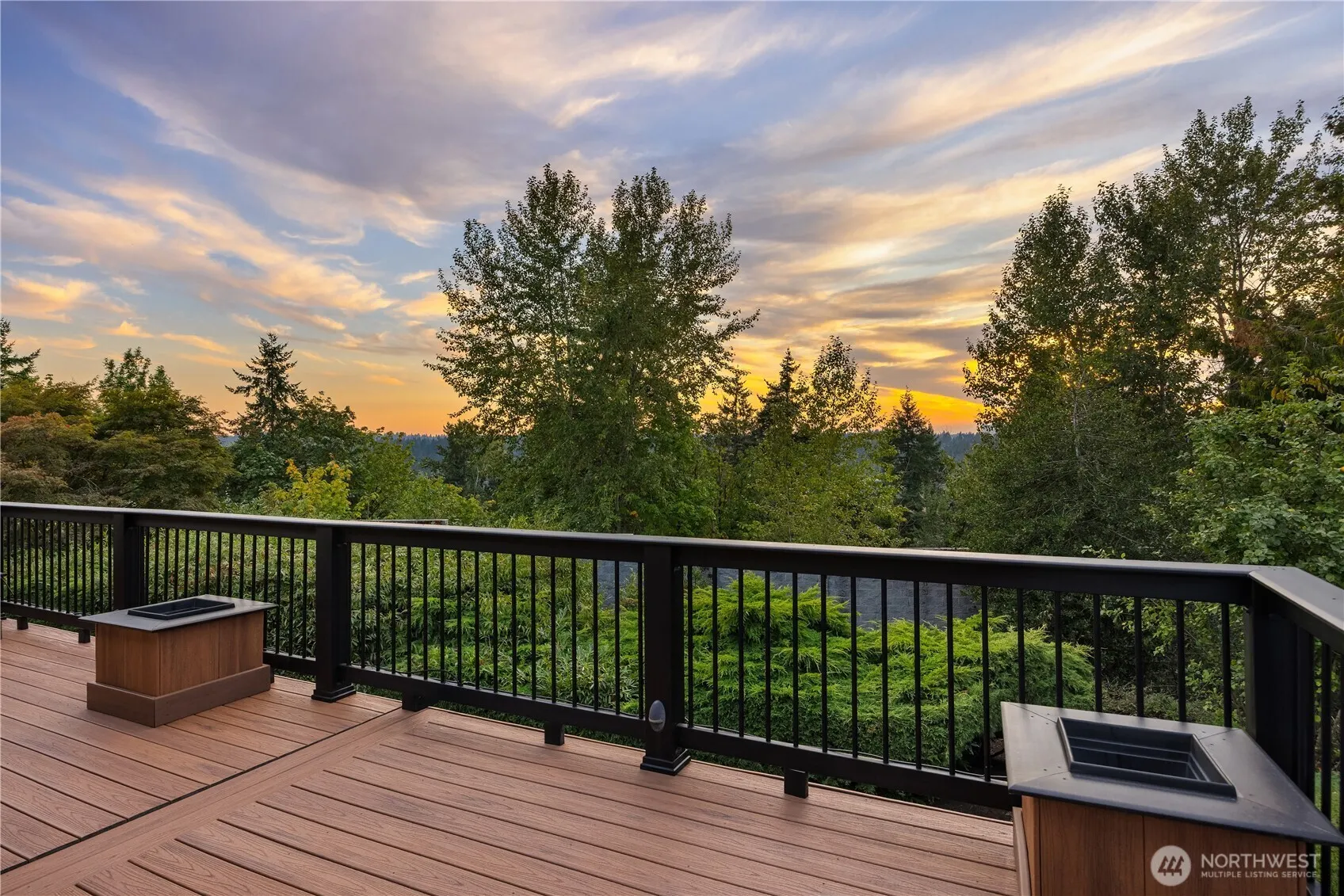 1627 121st Avenue SE, Bellevue, WA 98005