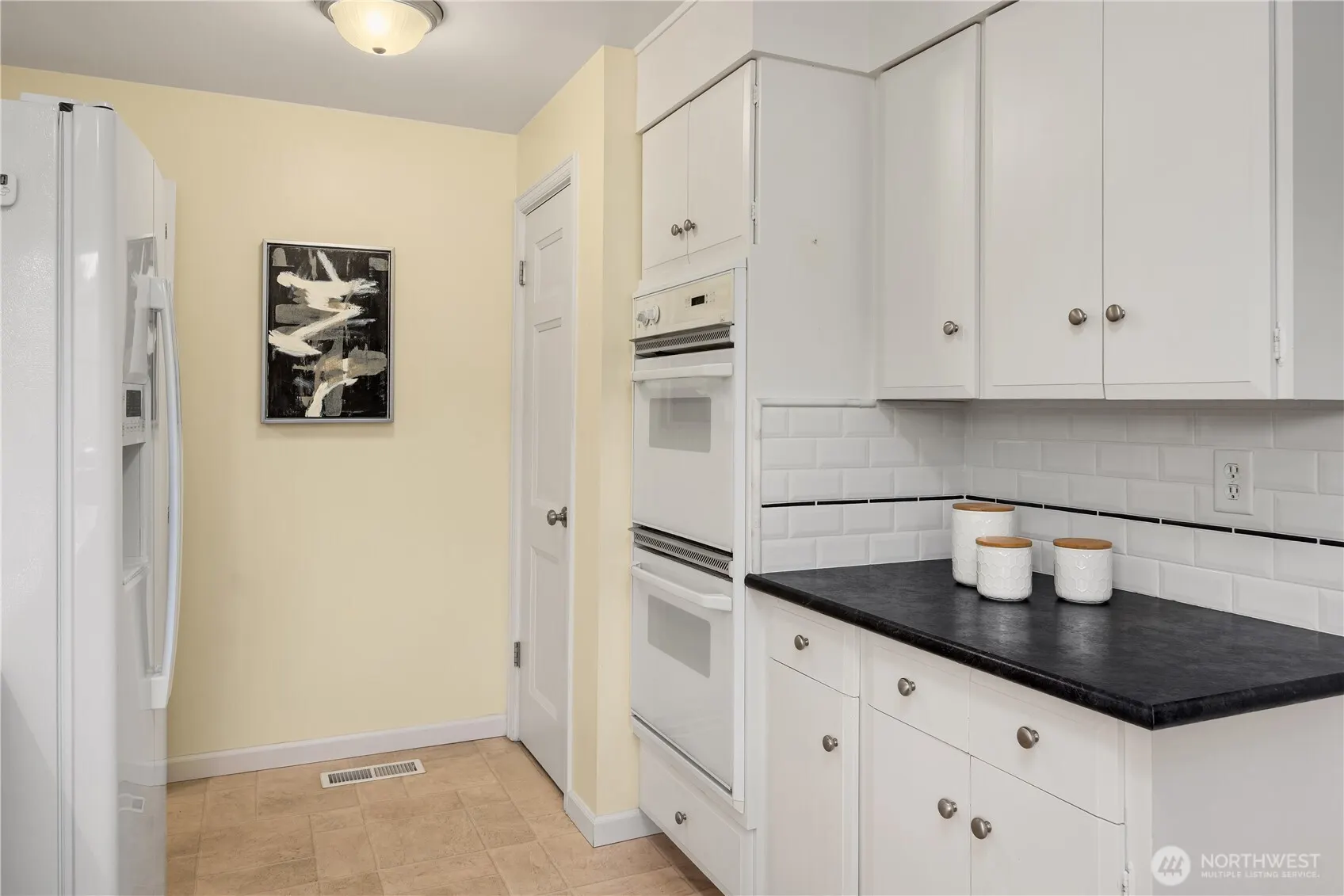 1627 121st Avenue SE, Bellevue, WA 98005