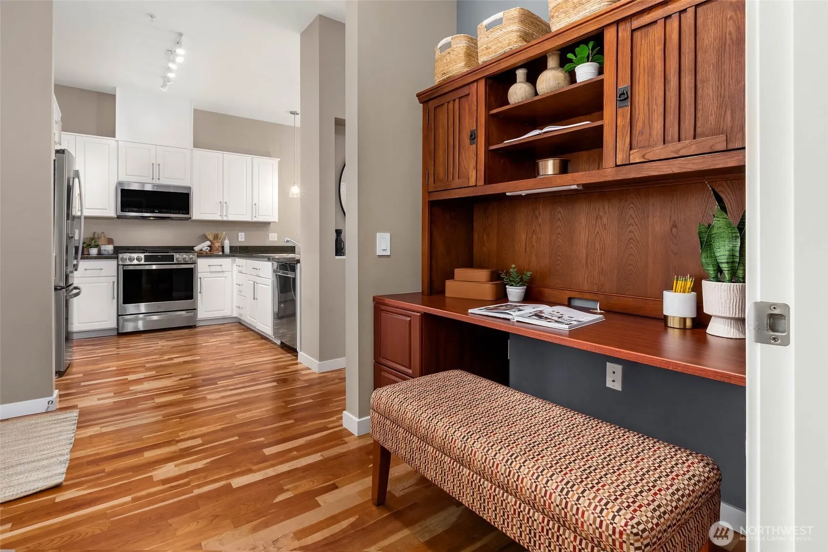 375 Kirkland Avenue #327, Kirkland, WA 98033
