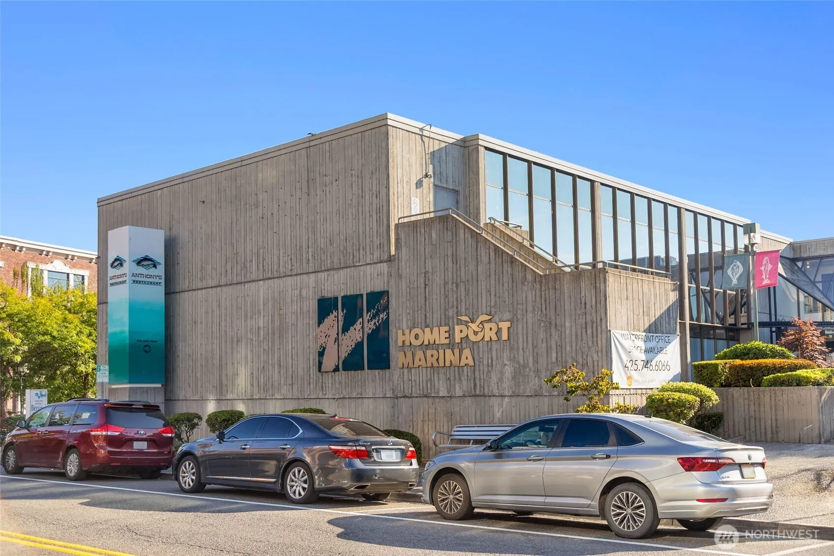 375 Kirkland Avenue #327, Kirkland, WA 98033