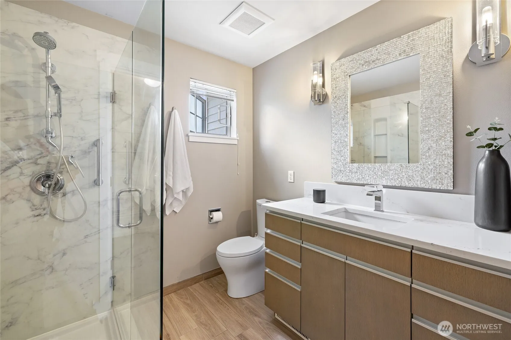 15606 134th Place NE #18B, Woodinville, WA 98072