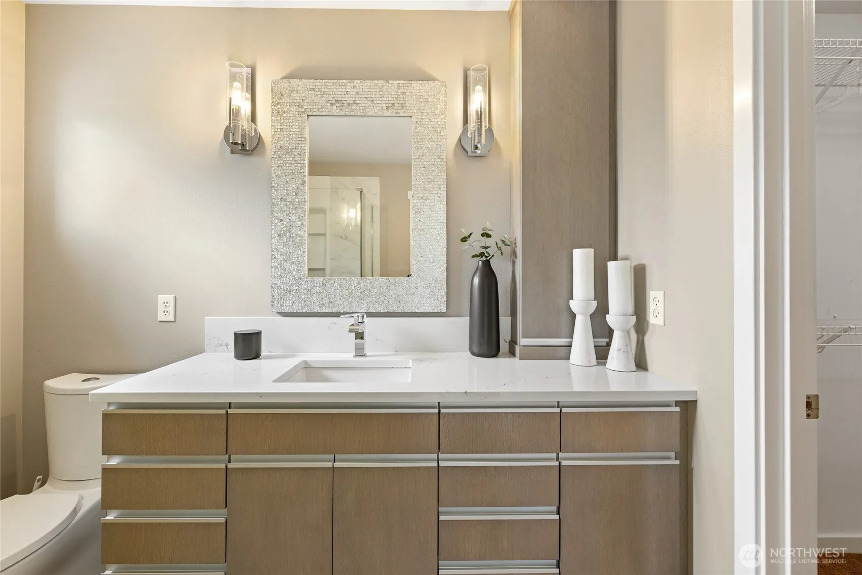 15606 134th Place NE #18B, Woodinville, WA 98072