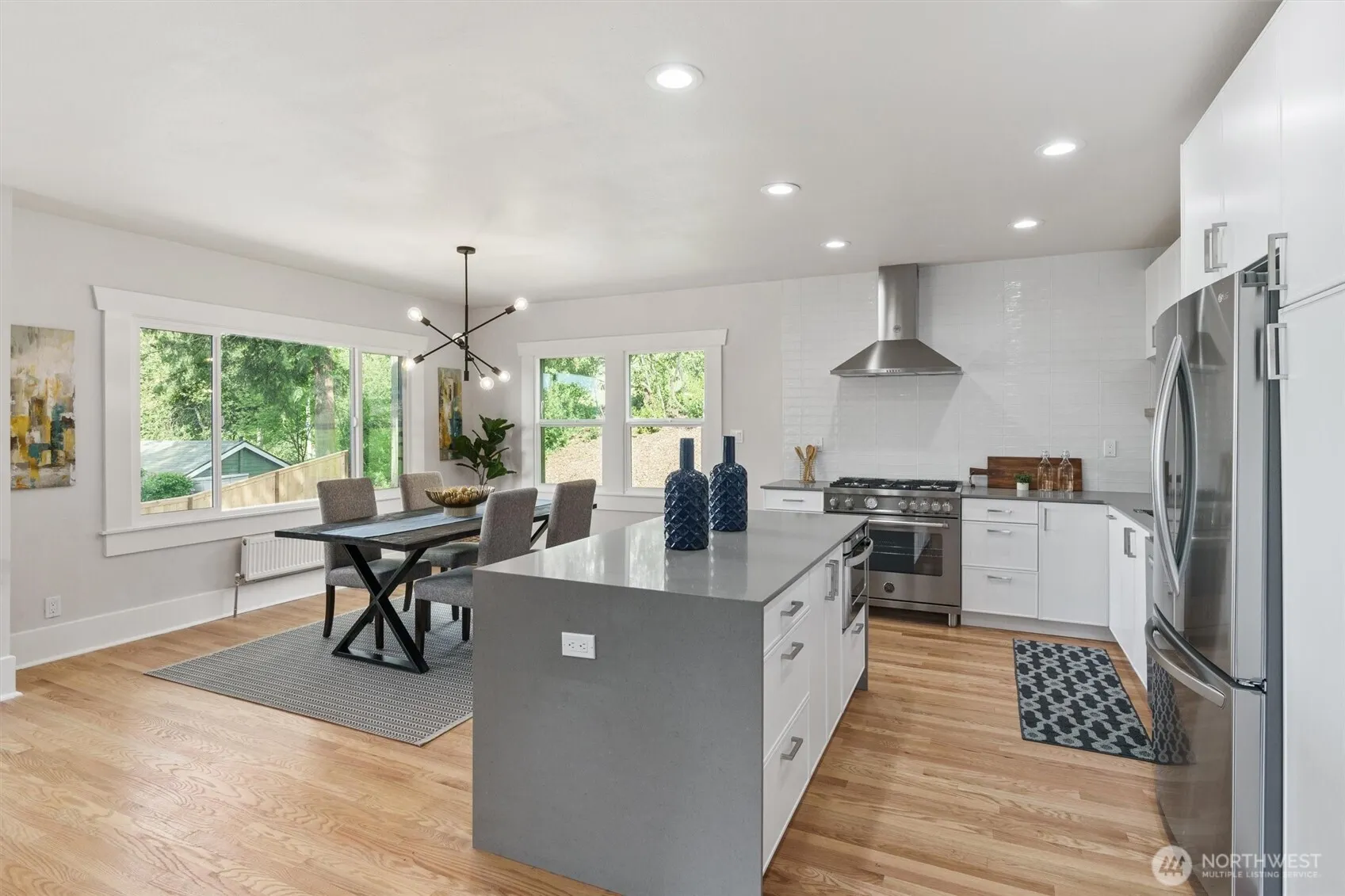130 NW 56th Street , Seattle, WA 98107