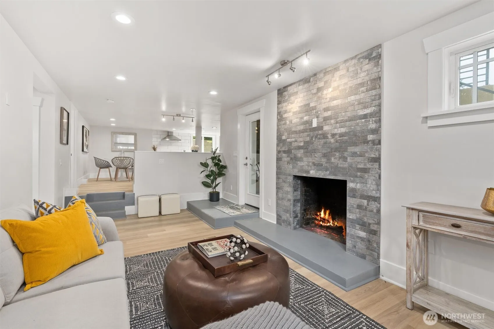 130 NW 56th Street , Seattle, WA 98107