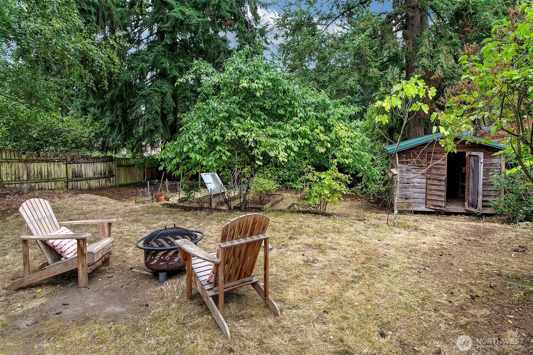 13753 Ashworth Avenue N, Seattle, WA 98133