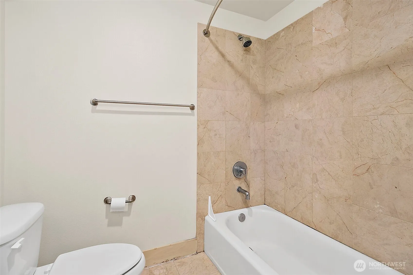 511 100th Avenue NE #107, Bellevue, WA 98004