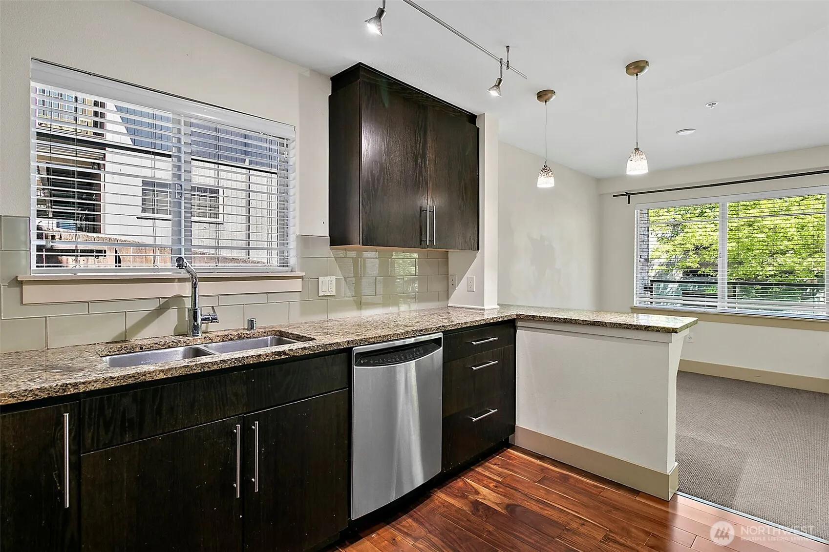 511 100th Avenue NE #107, Bellevue, WA 98004