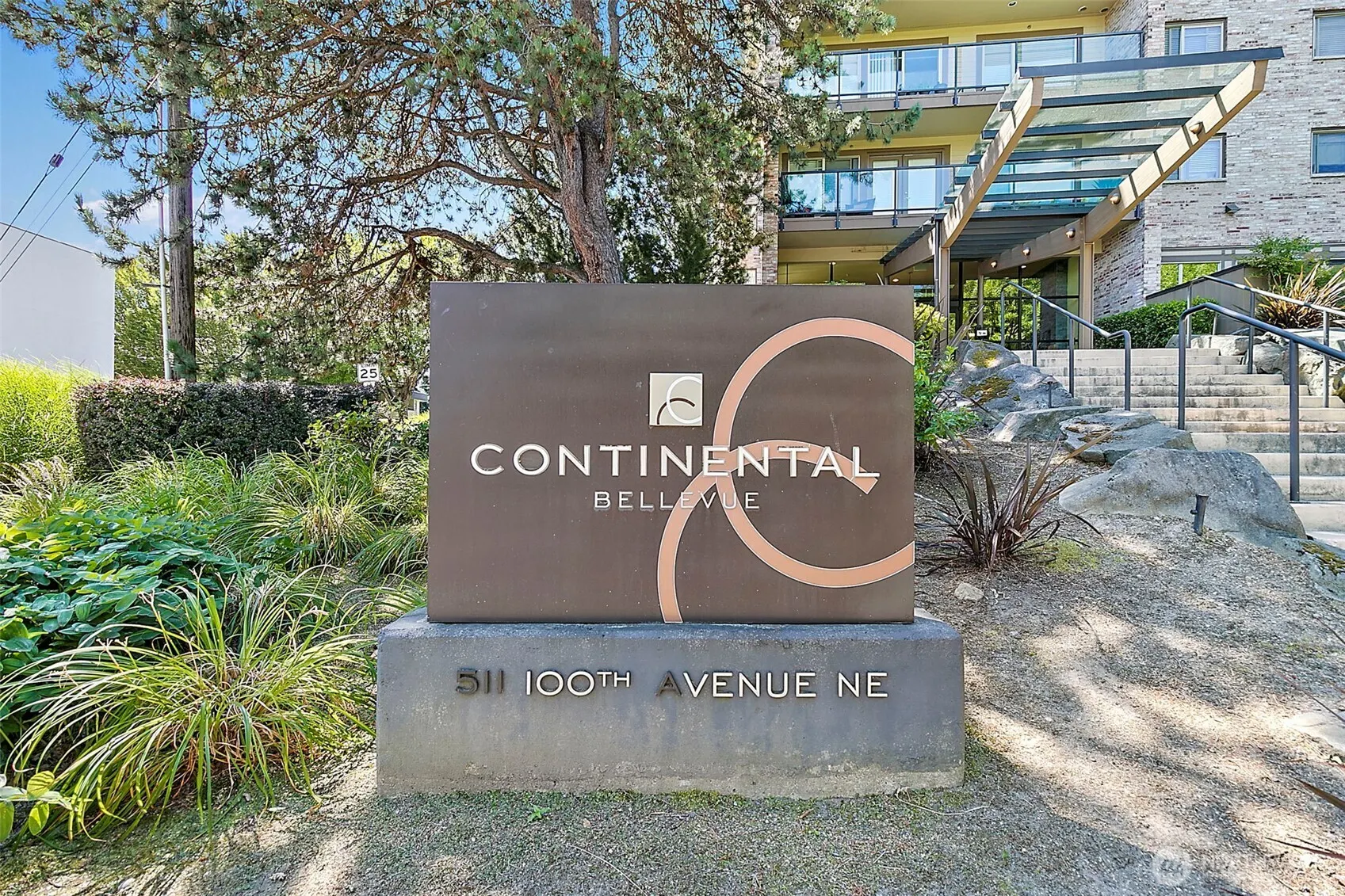 511 100th Avenue NE #107, Bellevue, WA 98004