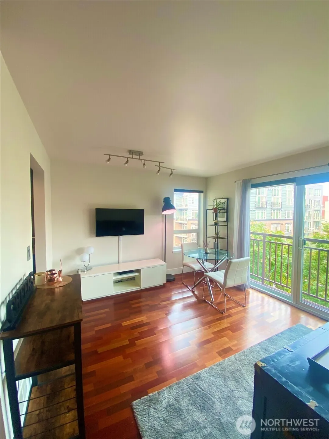 1711 E Olive Way #408, Seattle, WA 98102