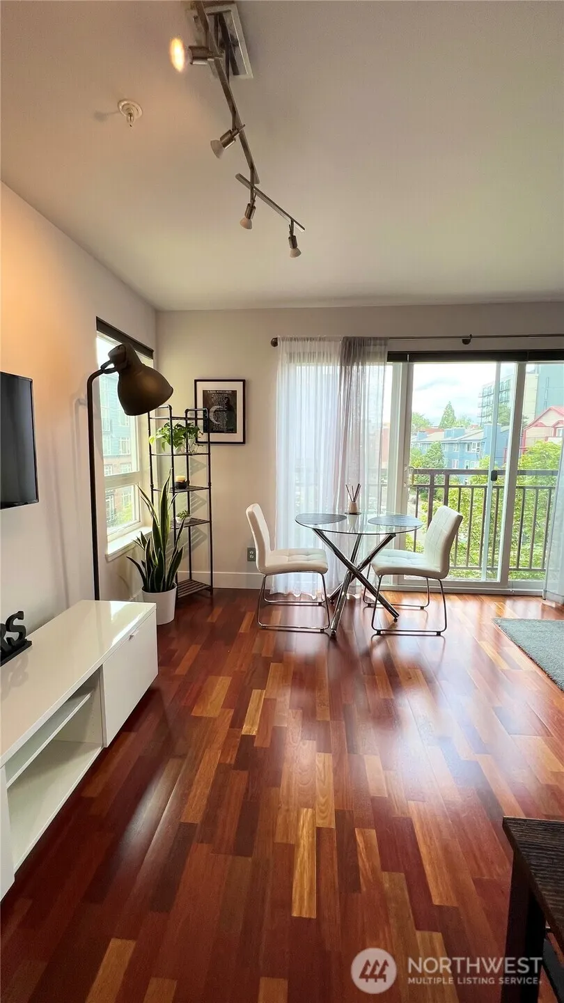 1711 E Olive Way #408, Seattle, WA 98102