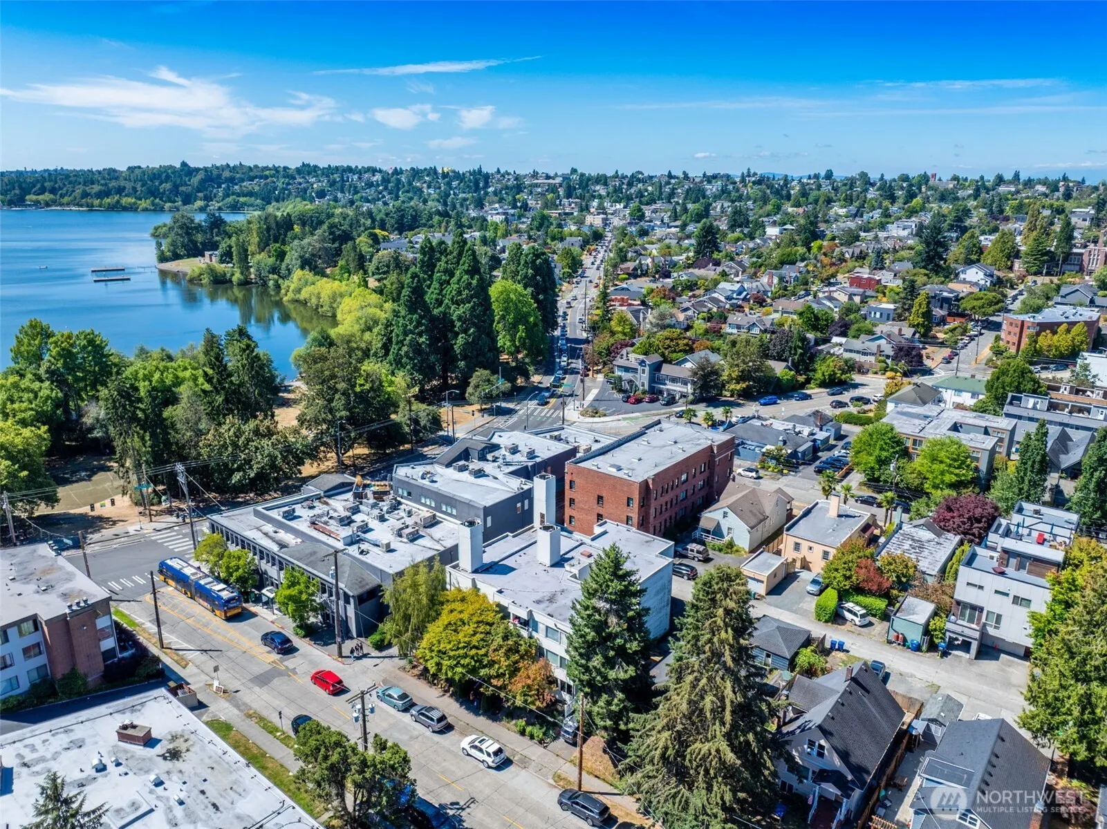 7919 Wallingford Avenue N, Seattle, WA 98103
