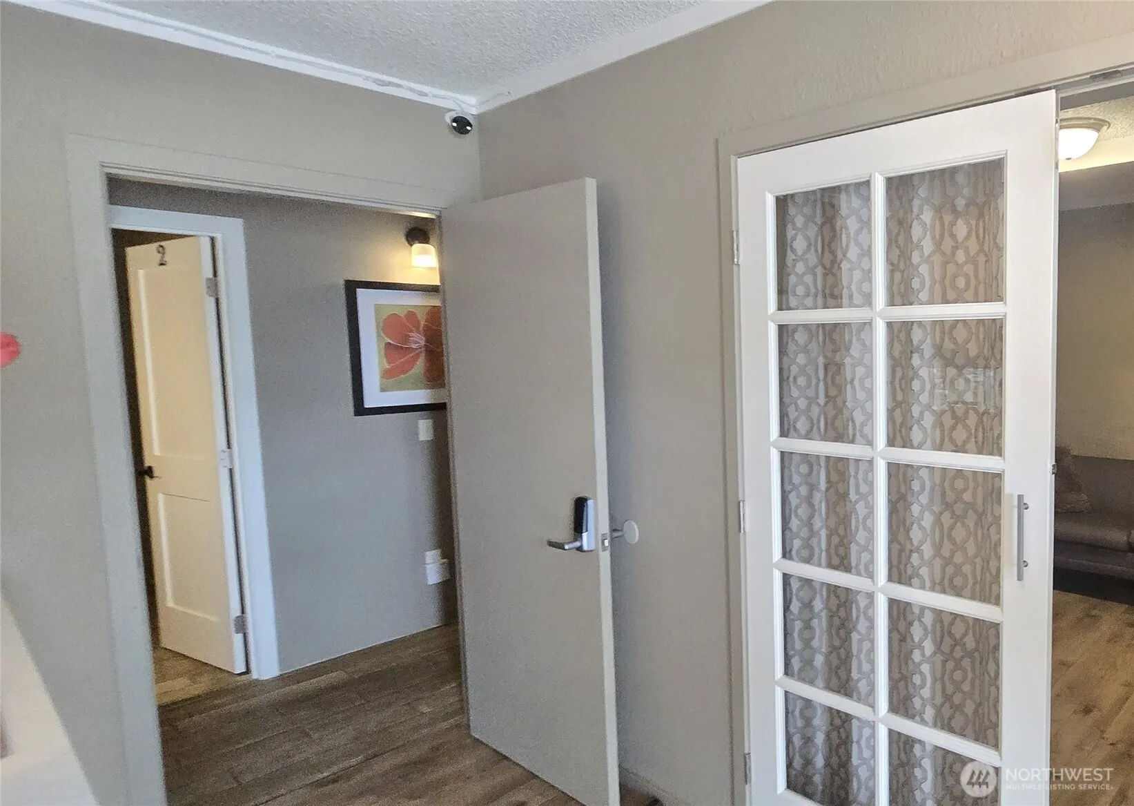 4210 Aurora Avenue N, Seattle, WA 98103