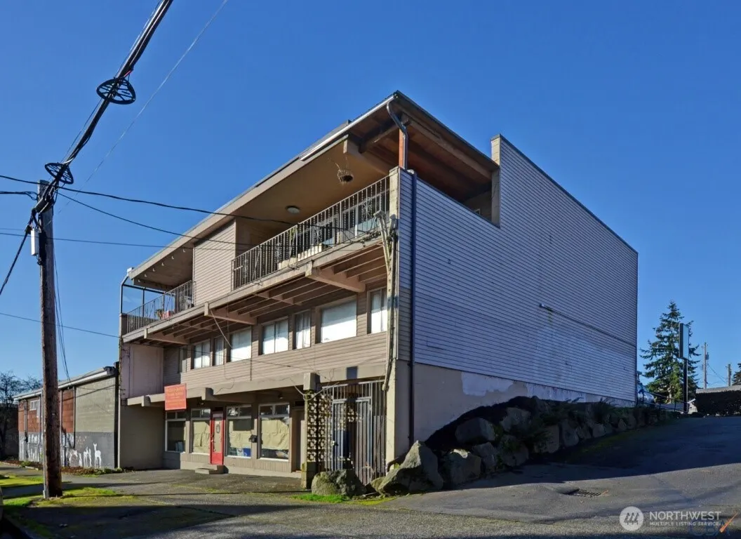 4210 Aurora Avenue N, Seattle, WA 98103