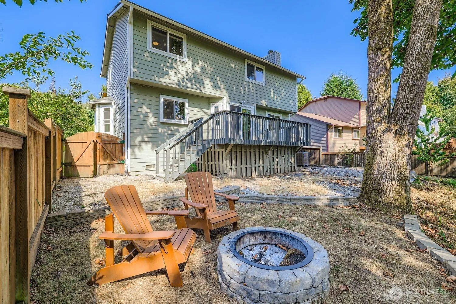 2702 203rd Street SW, Lynnwood, WA 98036