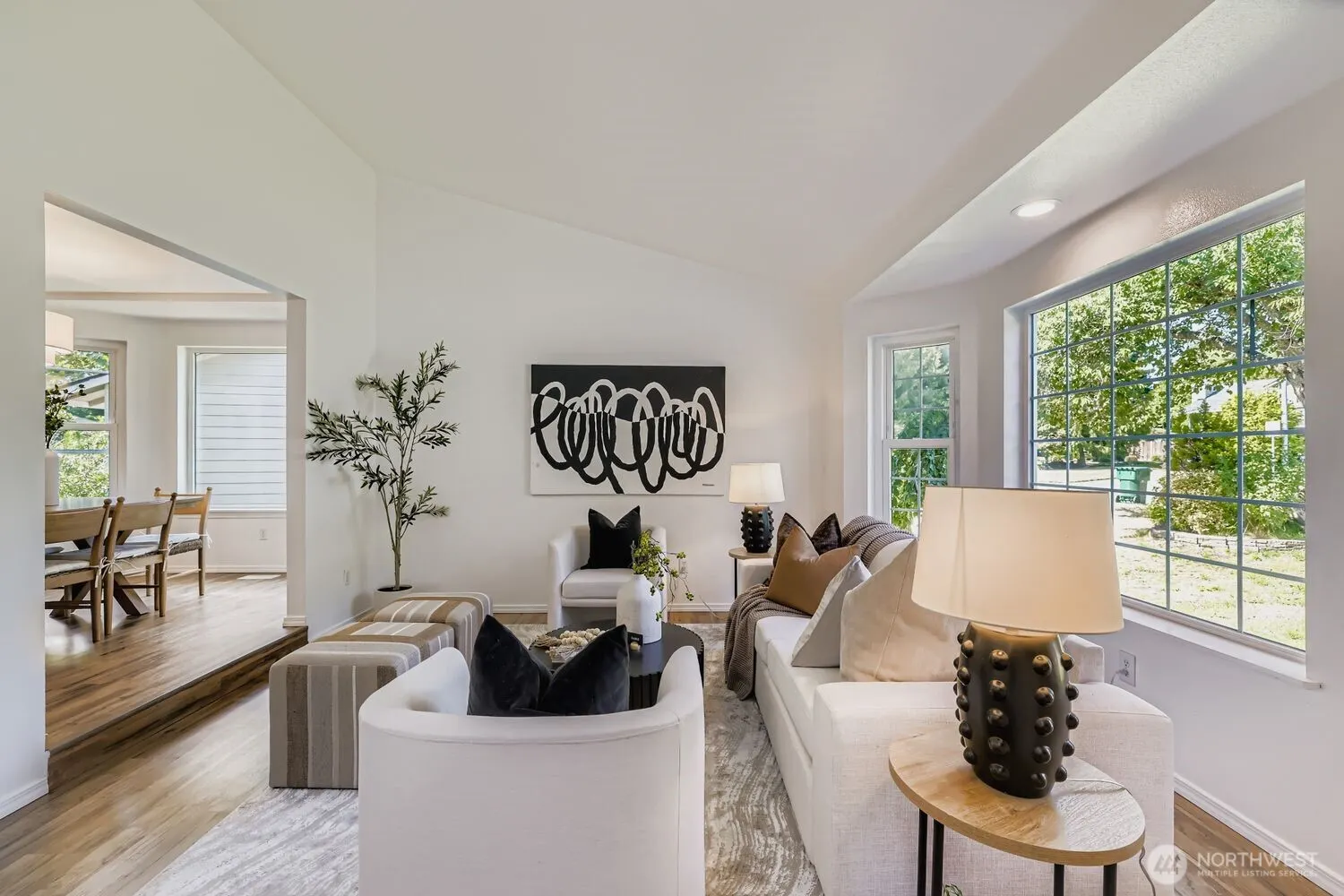 2702 203rd Street SW, Lynnwood, WA 98036