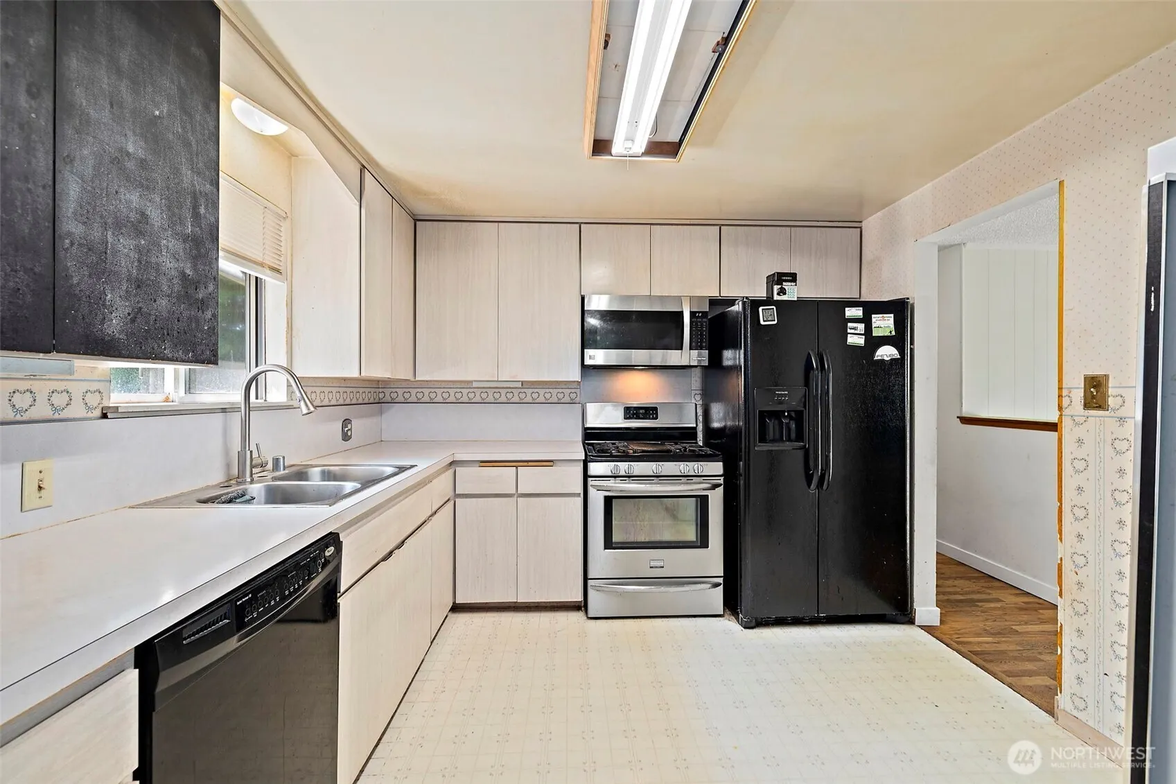 13255 SE 282nd Street , Kent, WA 98042