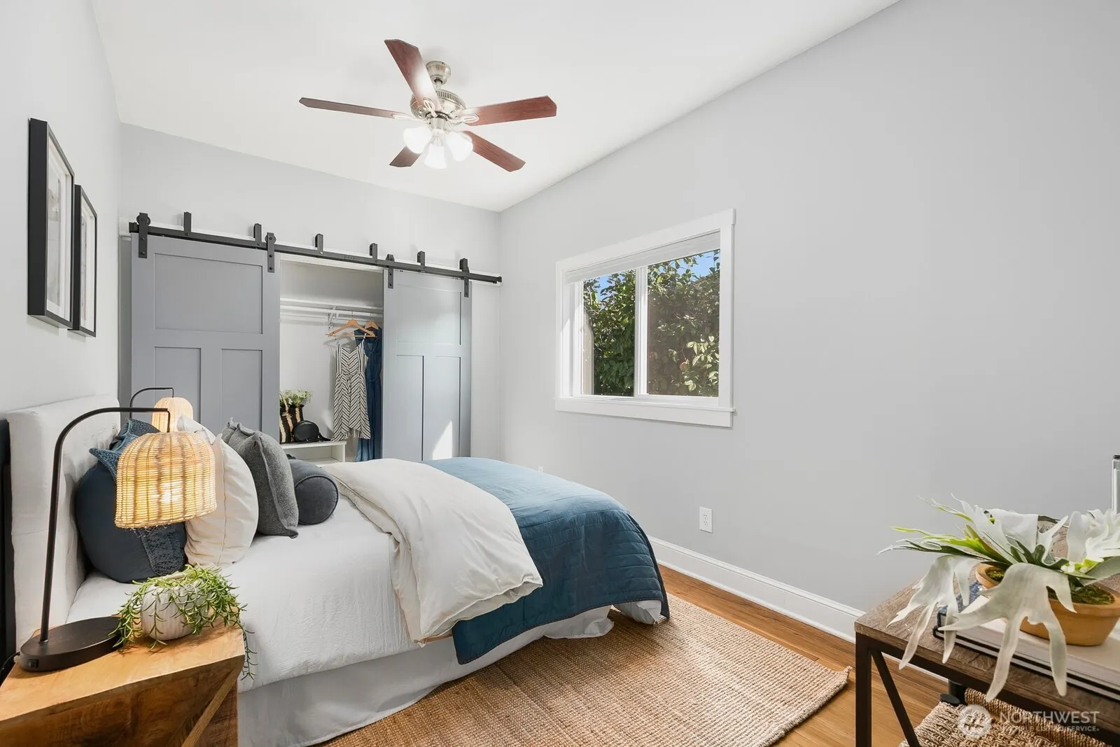 3247 Walnut Ave SW, Seattle, WA 98116