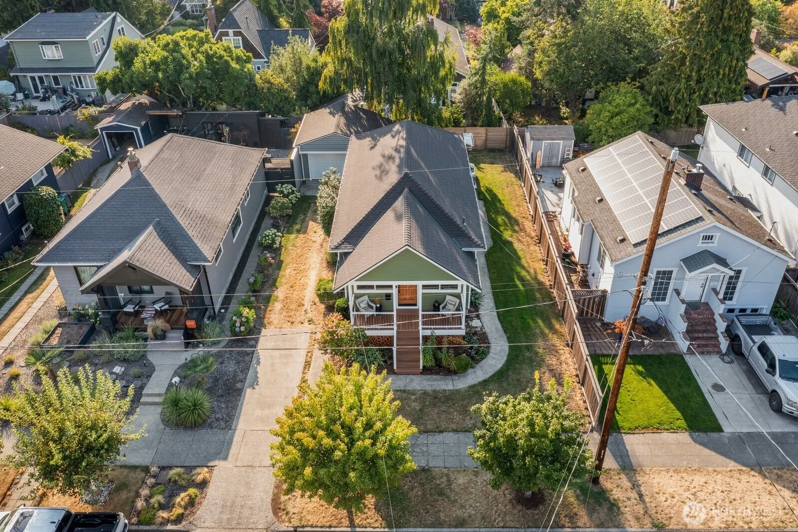 3247 Walnut Ave SW, Seattle, WA 98116