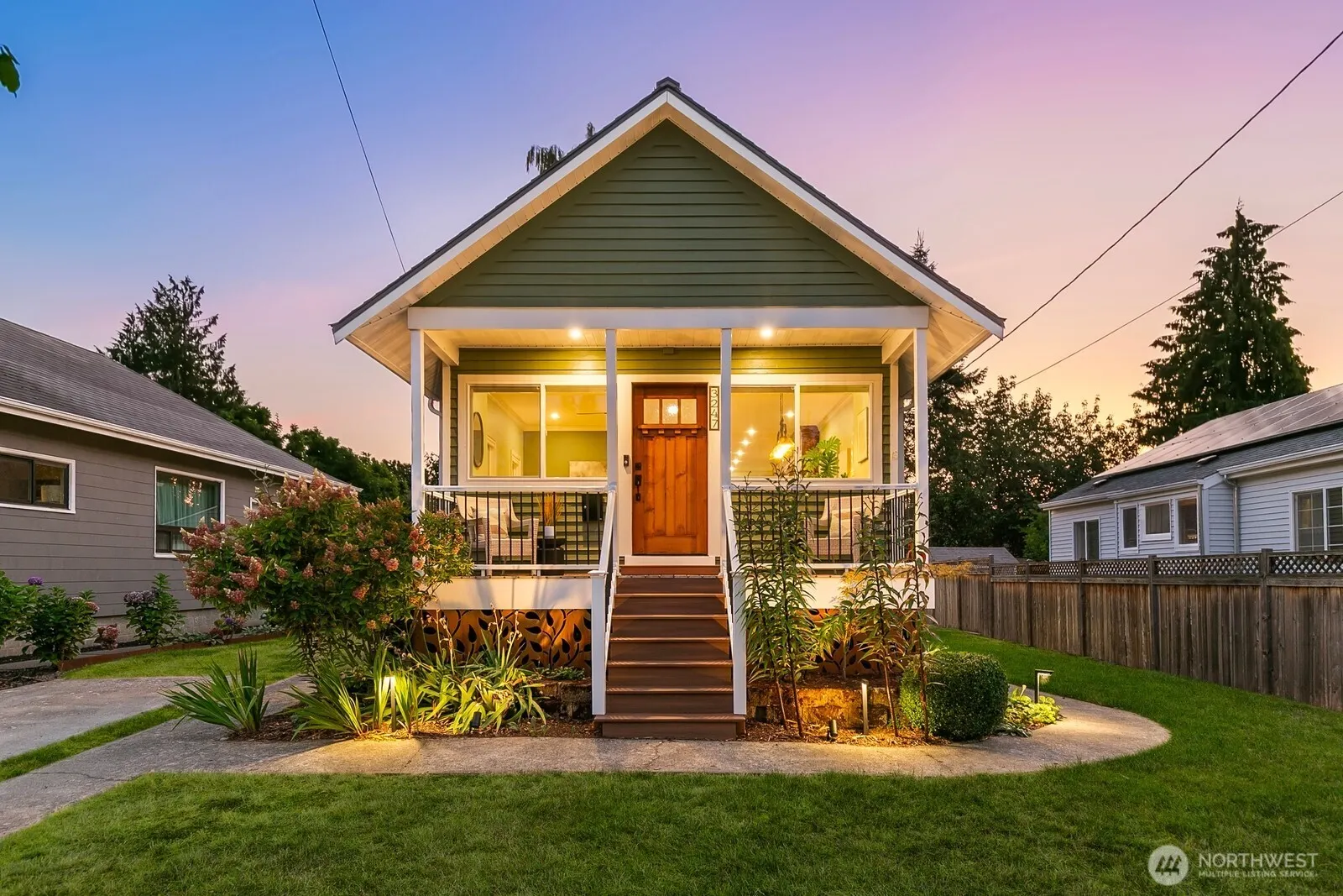 3247 Walnut Ave SW, Seattle, WA 98116
