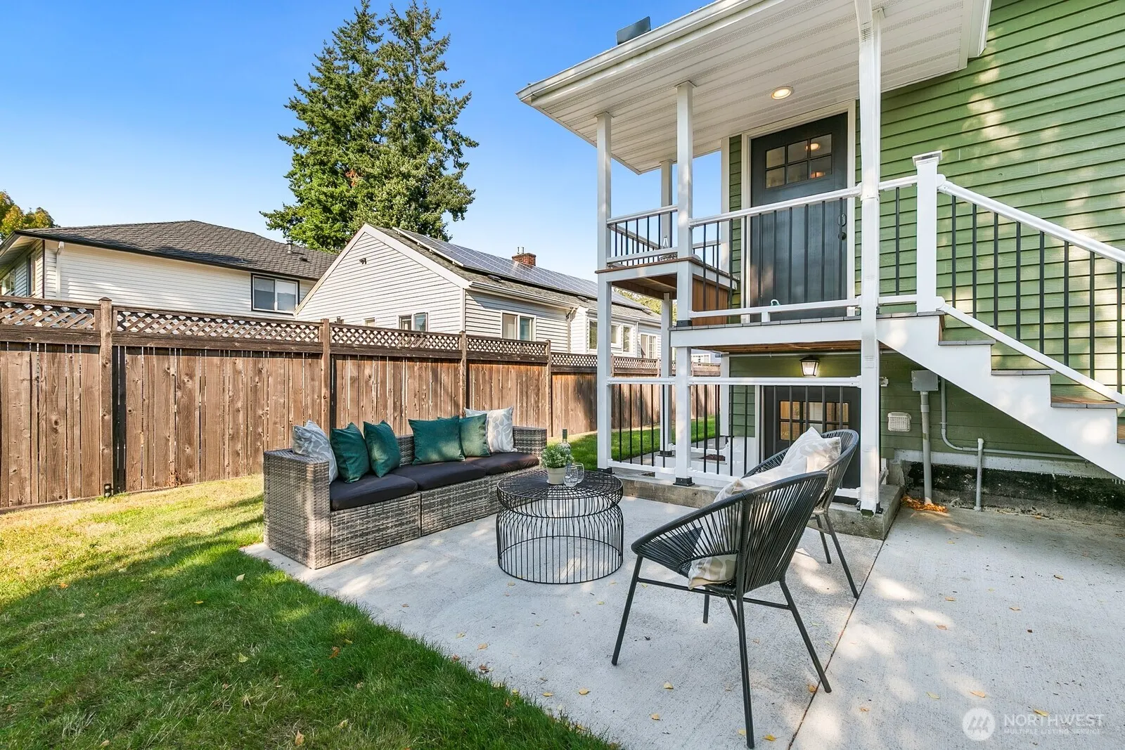 3247 Walnut Ave SW, Seattle, WA 98116
